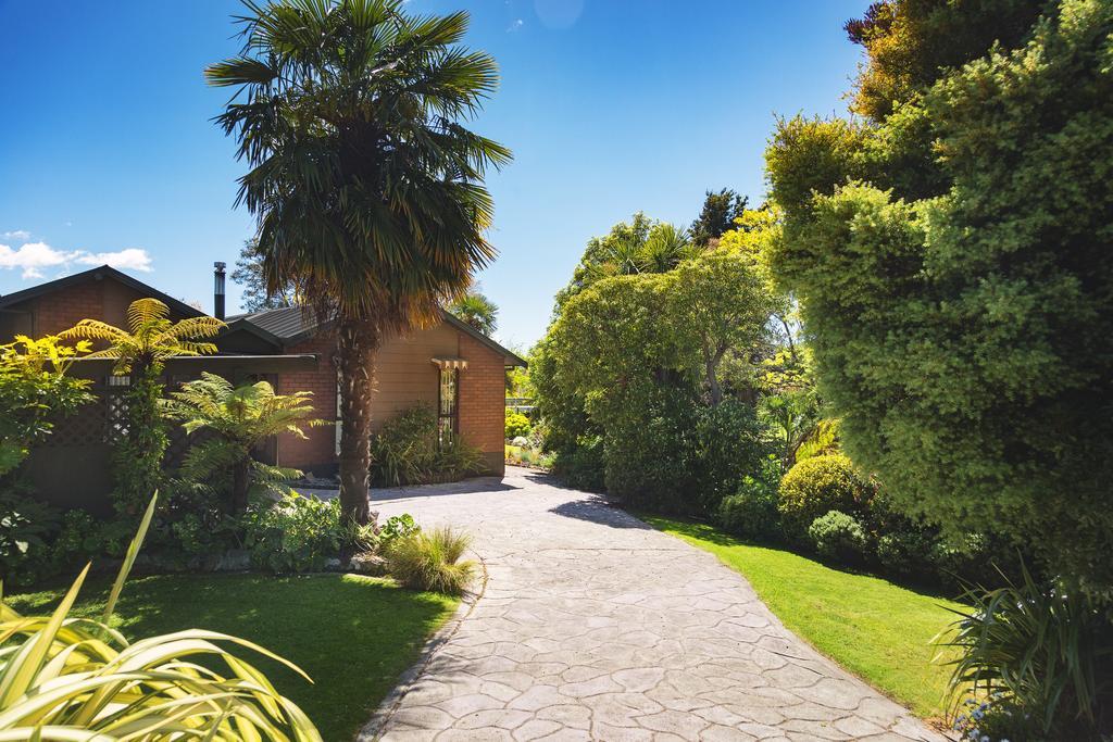 House At 142 Villa Blenheim Bagian luar foto